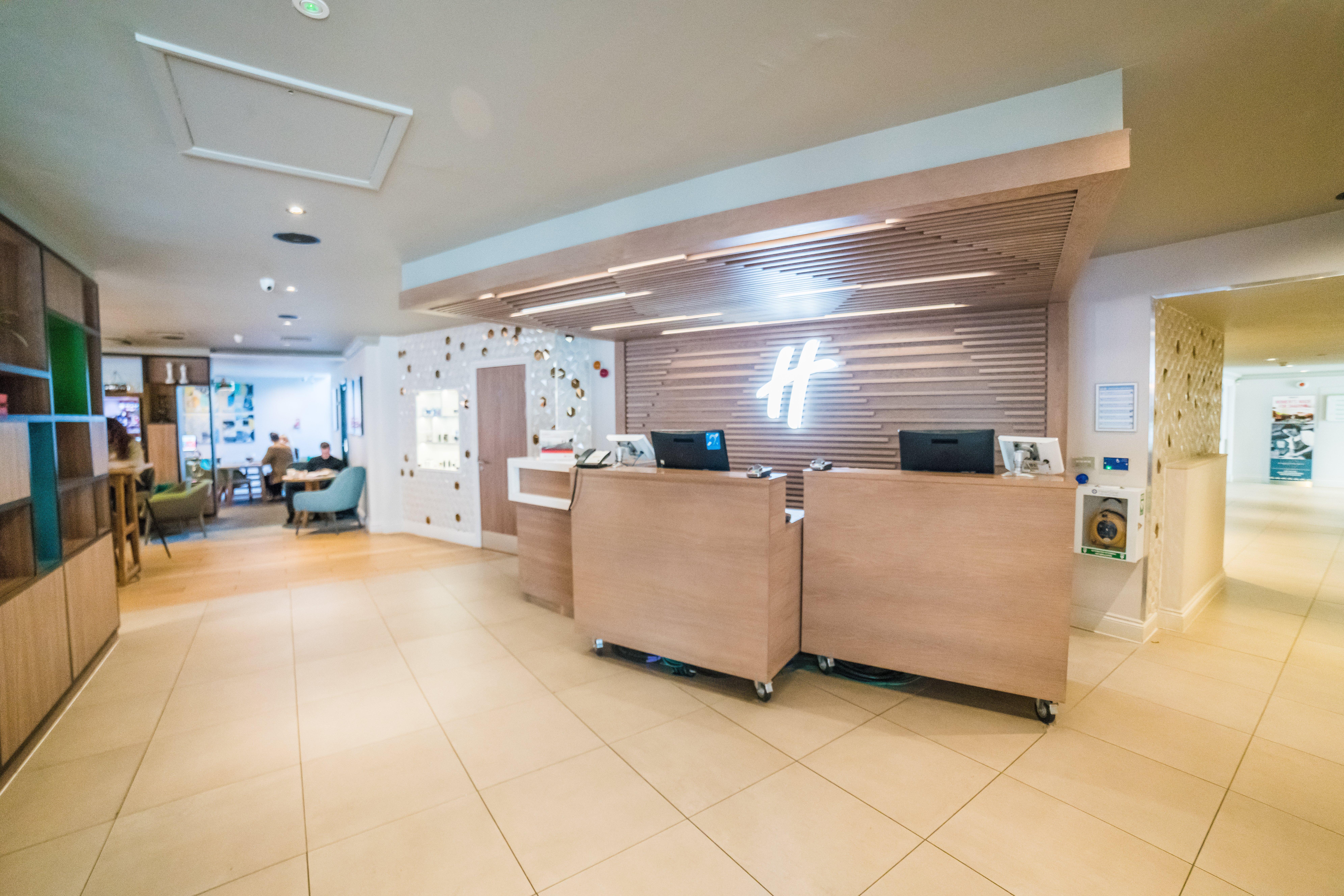 Holiday Inn Brentwood By Ihg Esterno foto