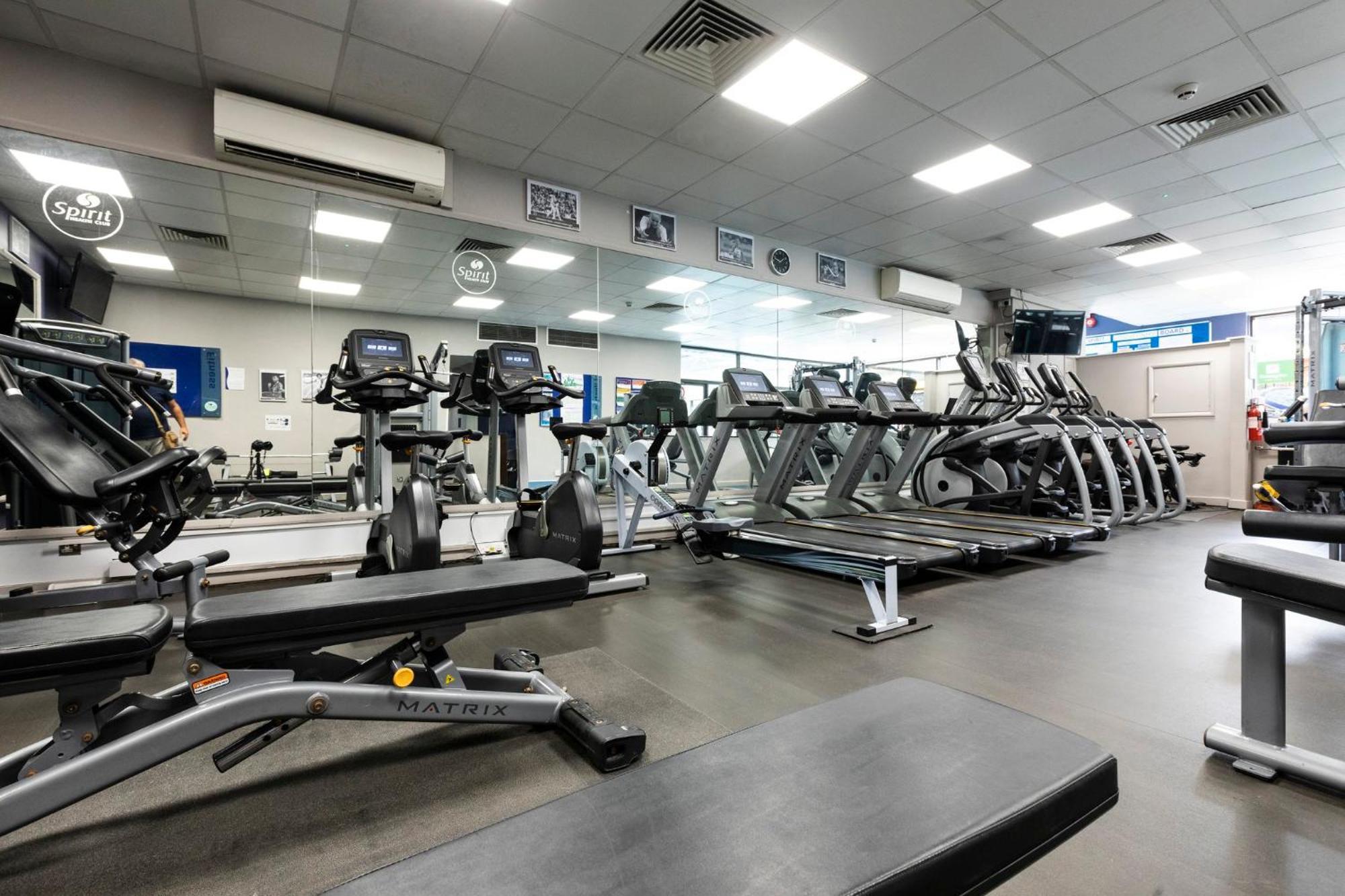 Holiday Inn Brentwood By Ihg Esterno foto