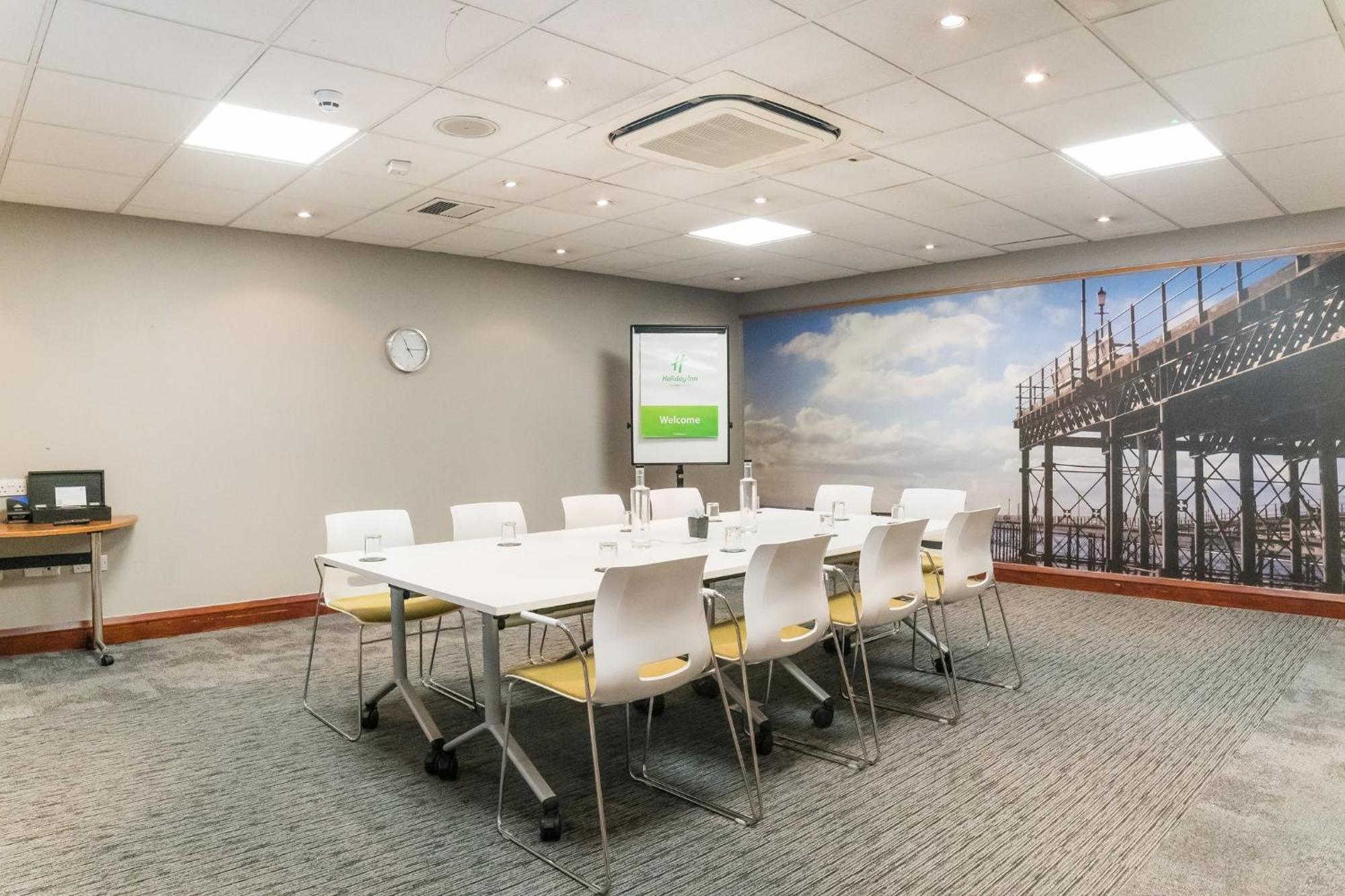 Holiday Inn Brentwood By Ihg Esterno foto