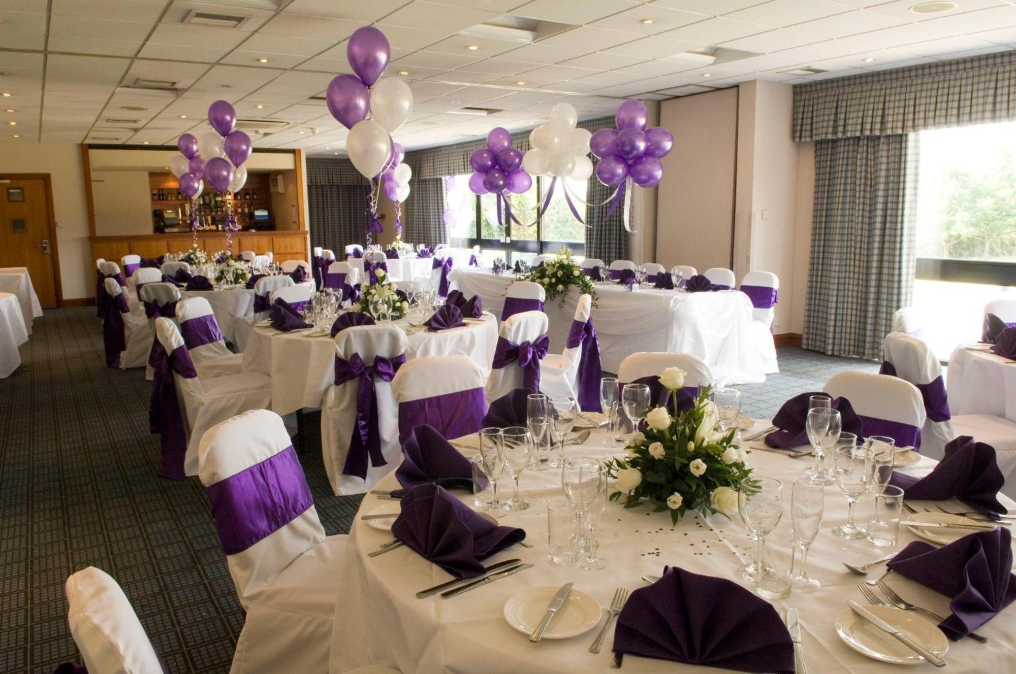 Holiday Inn Brentwood By Ihg Esterno foto